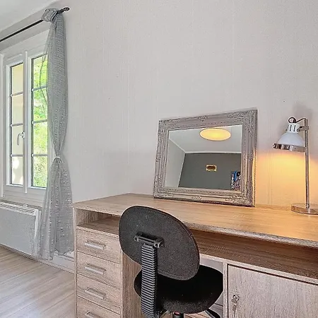 Vakantiehuis Maltrait, Maison Familiale Avec Piscine