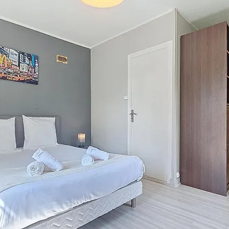Maltrait, Maison Familiale Avec Piscine Avermes