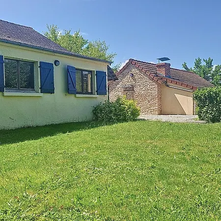 Maltrait, Maison Familiale Avec Piscine Avermes